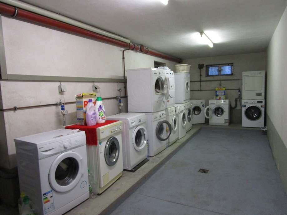 Waschraum im UG Etagenwohnung Sankt Augustin