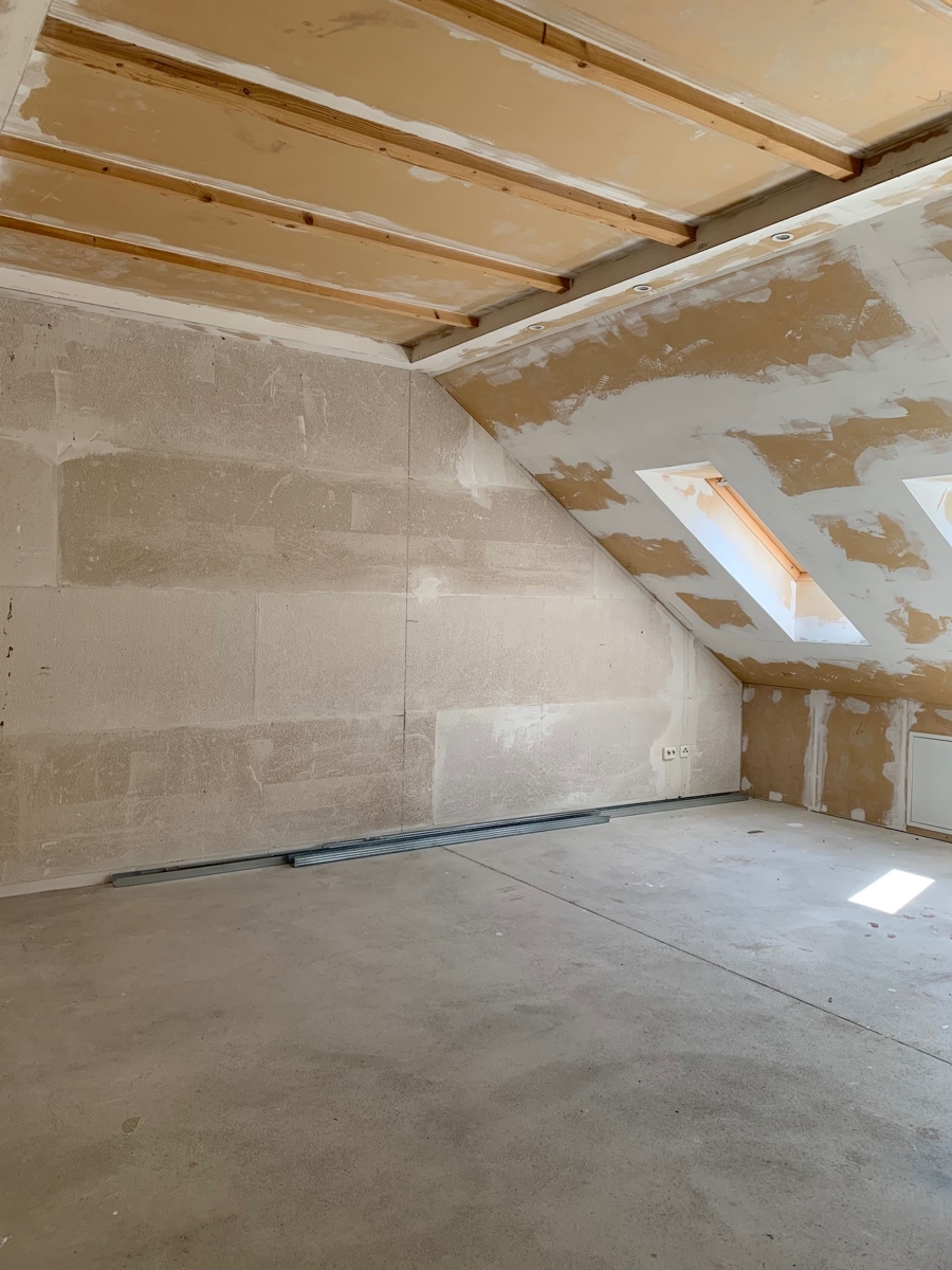 Studio im Dachgeschoss Doppelhaush�lfte Niederkassel