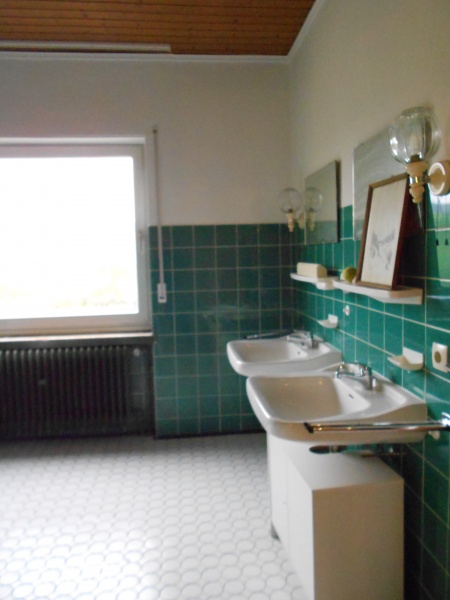 Bad im OG 2 Doppelhaush�lfte Ruppichteroth