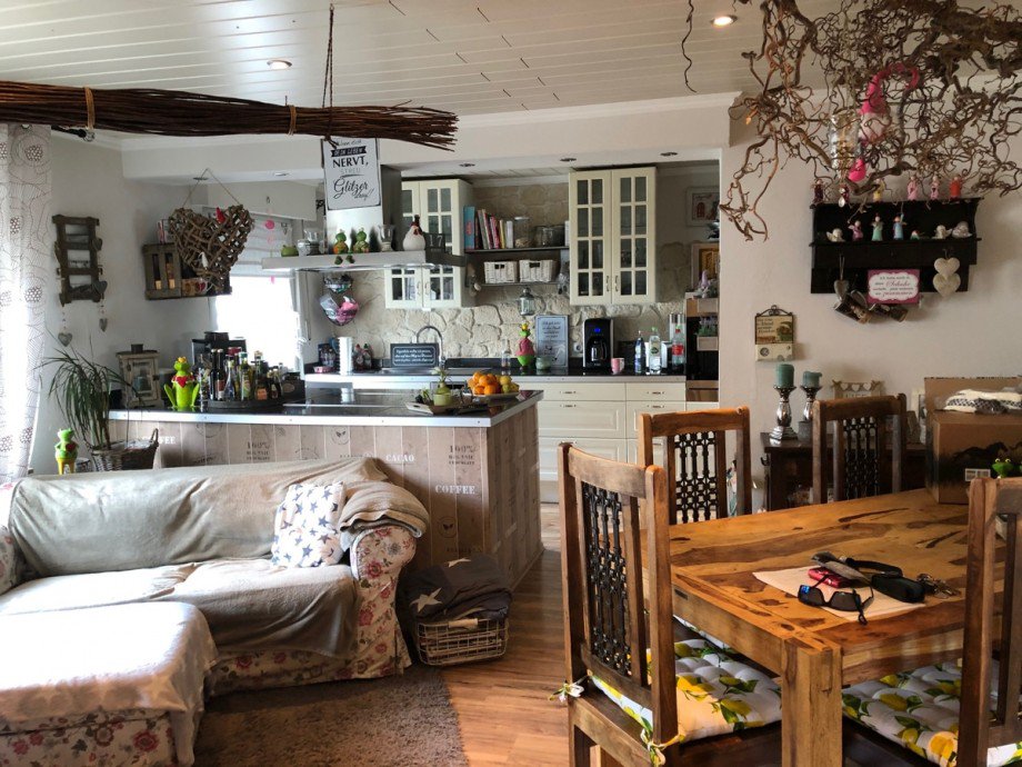 Offene K�che mit Wohn,- Essbereich Etagenwohnung Niederkassel