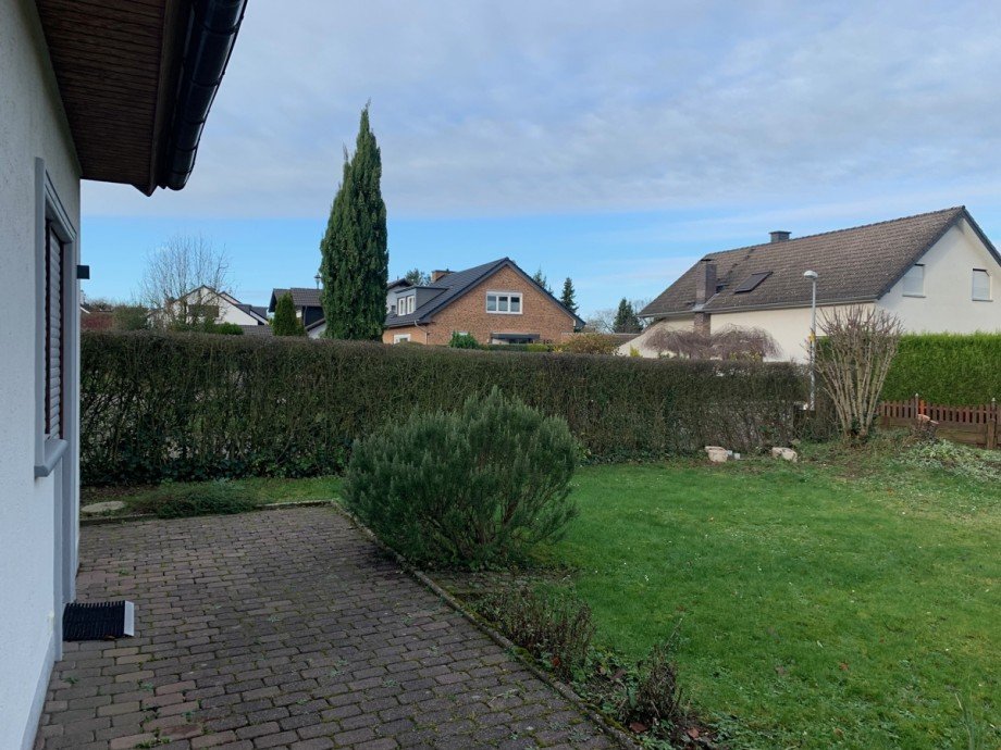 Terrasse an der K�chenseite Einfamilienhaus Sankt Augustin
