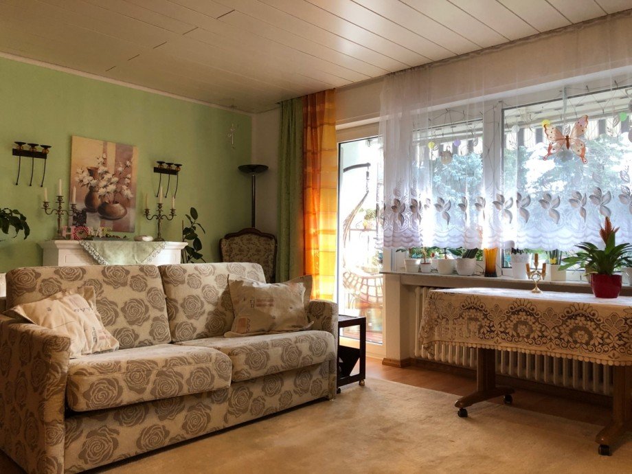 Wohn,- Esszimmer mit Balkon Etagenwohnung Sankt Augustin