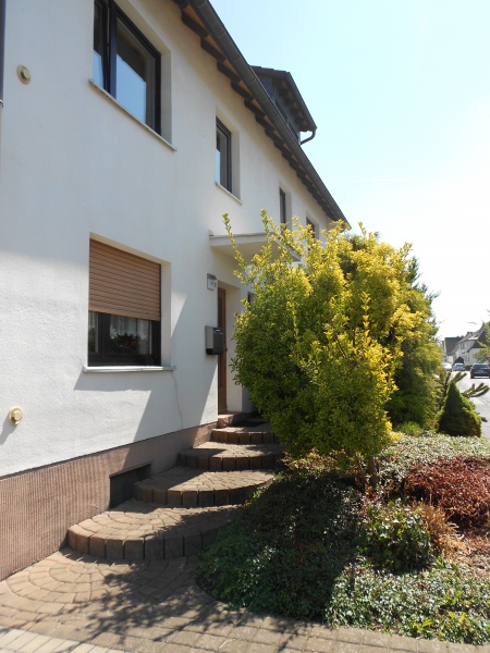 Zugang zum Haus Mehrfamilienhaus Lohmar