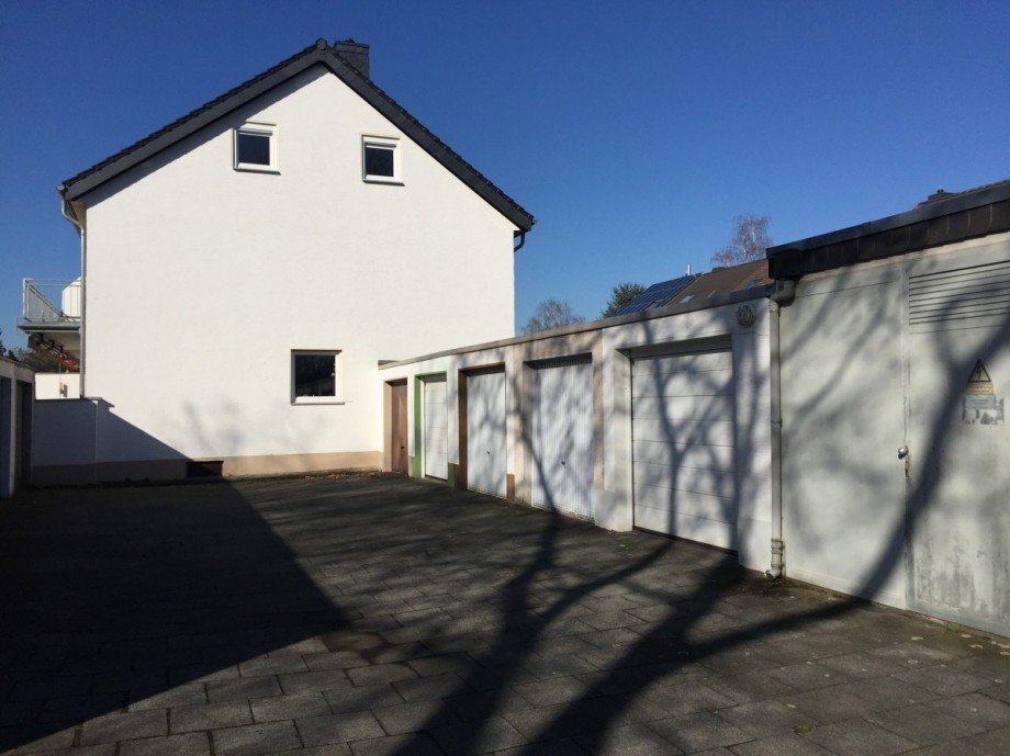 Ansicht Garage Reihenhaus Sankt Augustin