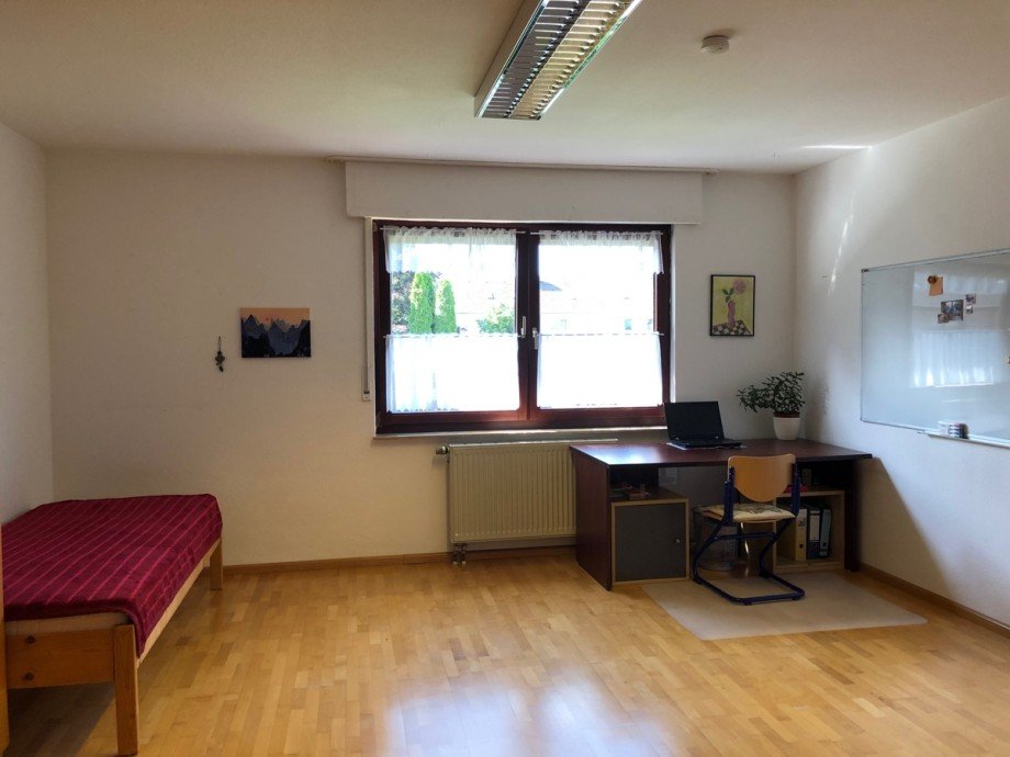 Ansicht gro�es Schlafzimmer im OG Reihenhaus Sankt Augustin