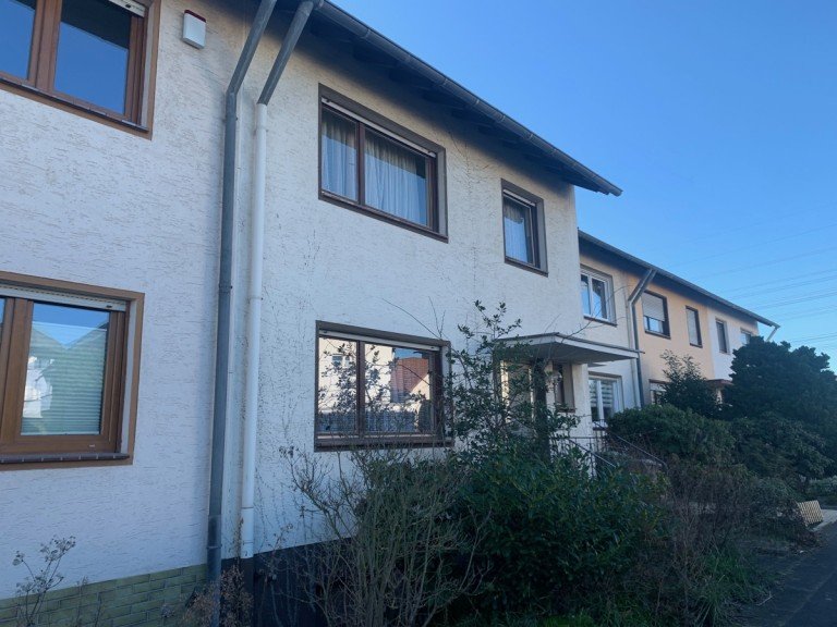 . Alfter / Oedekoven Einfamilienhaus ALFTER OEDEKOVEN, gro�es Einfamilienhaus, 6-7 Zi., ca. 135 m� Wfl., ca. 270 m� GrSt., Garten, Garage