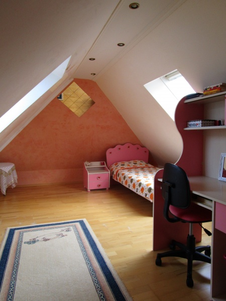 2.Kinderzimmer Wohnung 3 Mehrfamilienhaus K�nigswinter