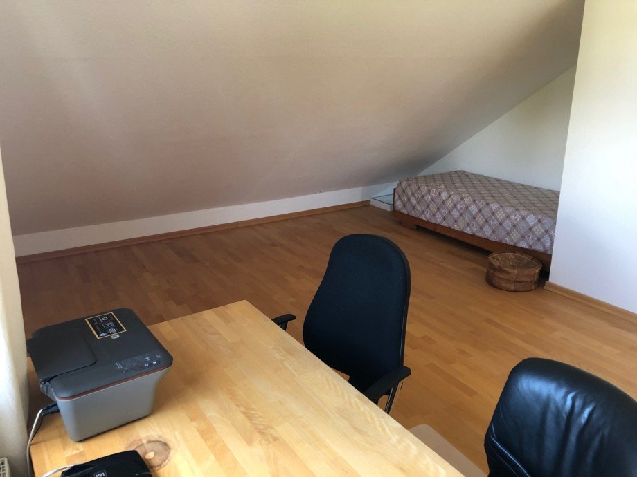 gro�es Kinderzimmer 2 im Dachgeschoss Reihenhaus Sankt Augustin