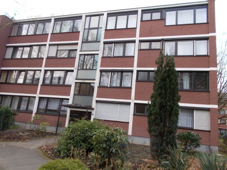 Vorderansicht Etagenwohnung Sankt Augustin