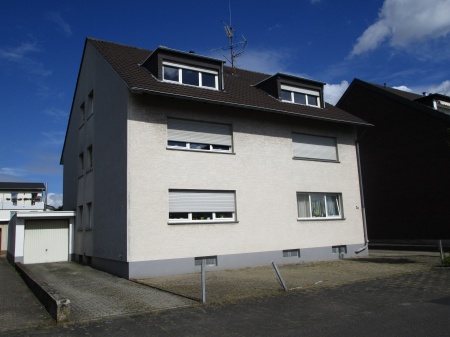 Hausansicht Dachgeschosswohnung Sankt Augustin / Menden (Rheinland)
