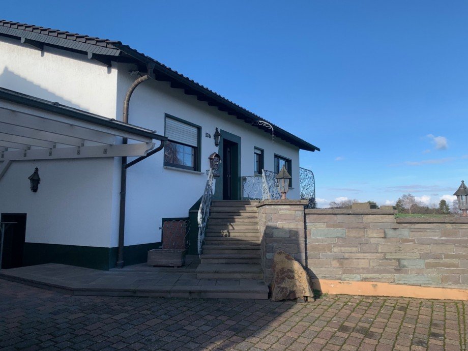 Vorderansicht Einfamilienhaus Bad Honnef