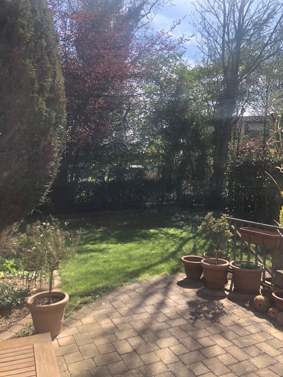 Blick in den Garten Reiheneckhaus Sankt Augustin