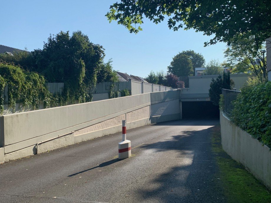 Zufahrt zur TG Etagenwohnung Sankt Augustin