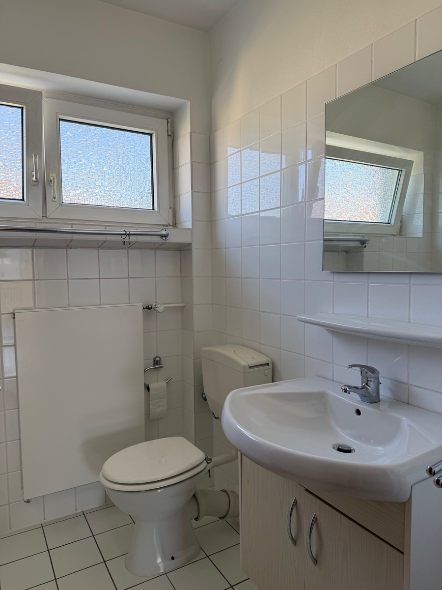 G�ste-WC B�rohaus Sankt Augustin