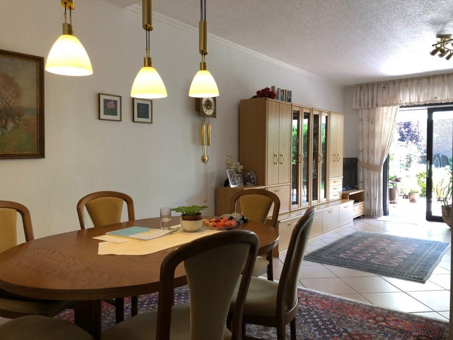 Ansicht Wohn,- Esszimmer Doppelhaush�lfte Sankt Augustin