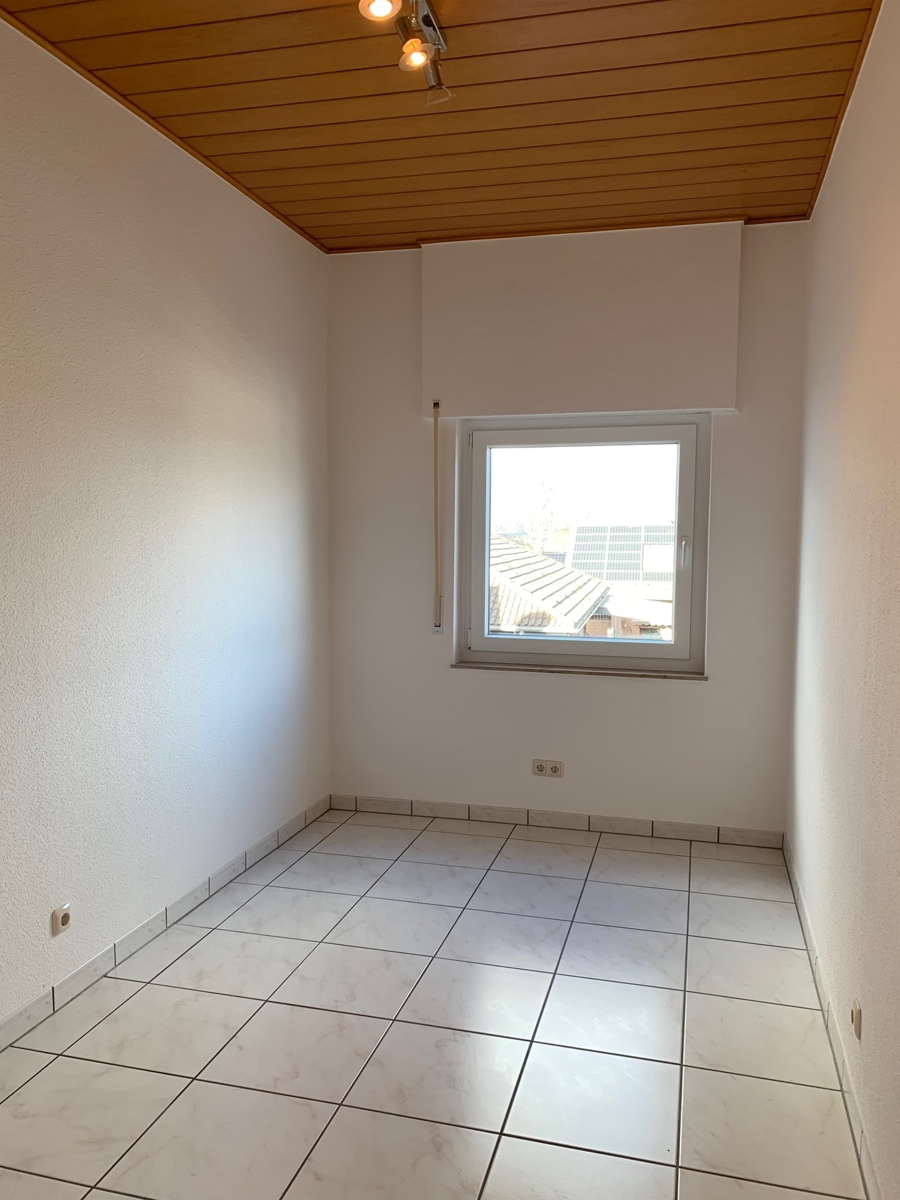 G�ste,- Arbeitszimmer Etagenwohnung K�nigswinter / Ittenbach