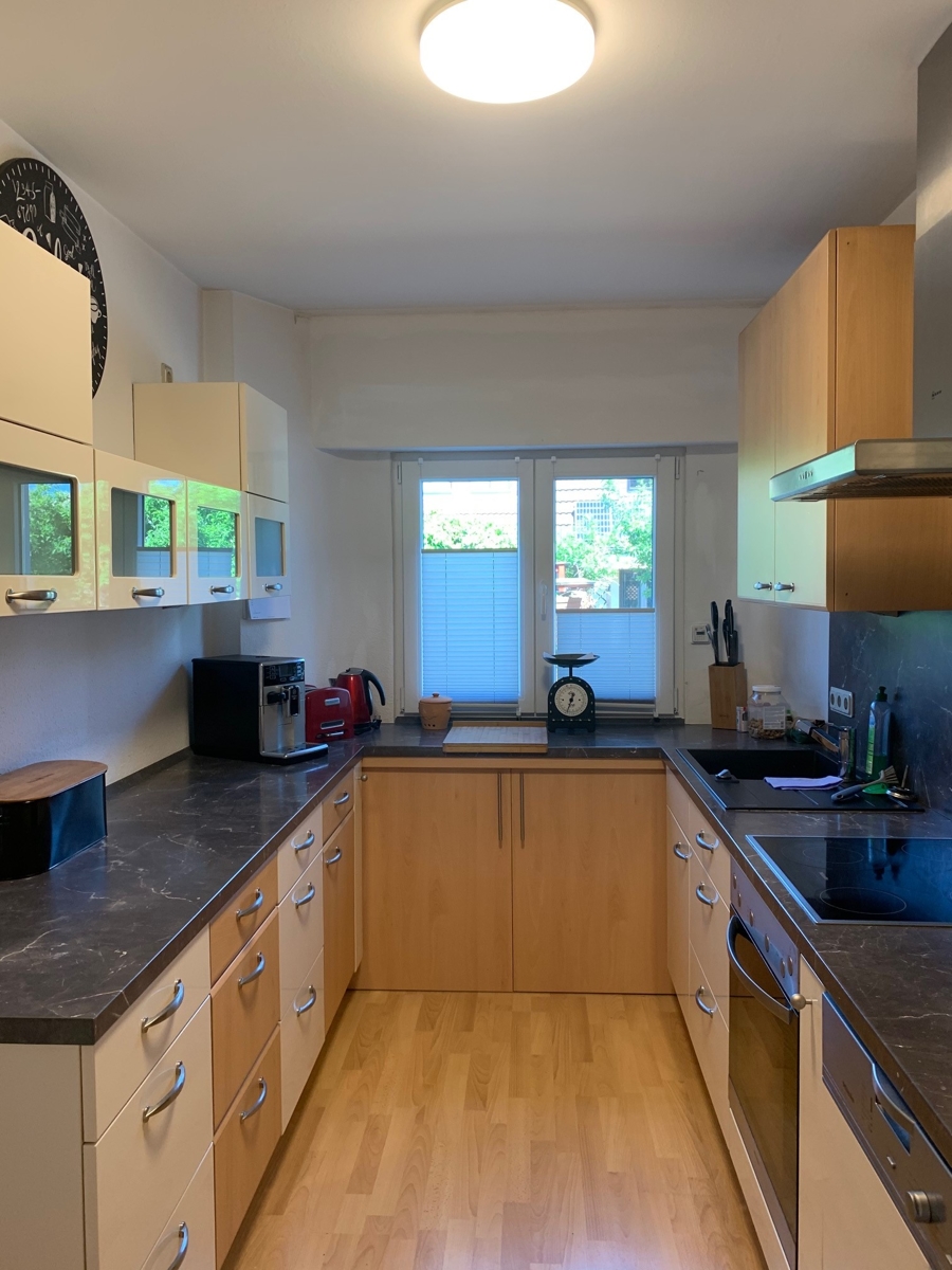 Ansicht Einbauk�che Reihenhaus Sankt Augustin