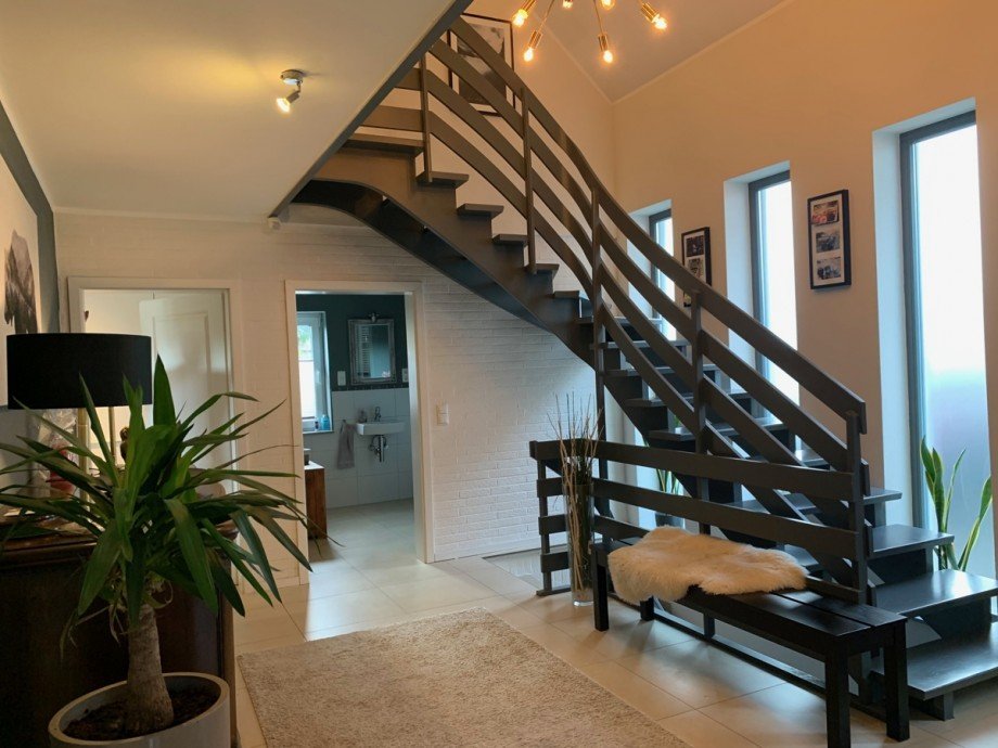 Ansicht Eingangsdiele mit Treppenhaus Einfamilienhaus Sankt Augustin