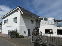 Hauptbild KÖNIGSWINTER ITTENBACH, tolle 4 Zimmer-Wohnung mit ca. 145 m² WNfl. und Dachterrasse, EBK, 2 Stellpl