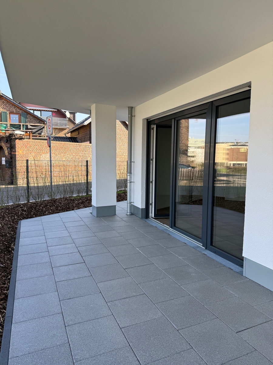 �berdachte S�dterrasse Erdgeschosswohnung Sankt Augustin