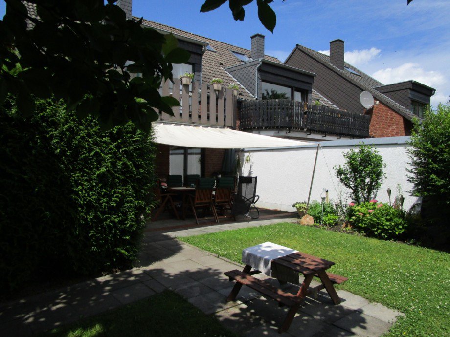 Garten Doppelhaush�lfte Sankt Augustin