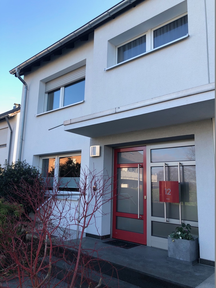 Frontansicht Doppelhaush�lfte Sankt Augustin