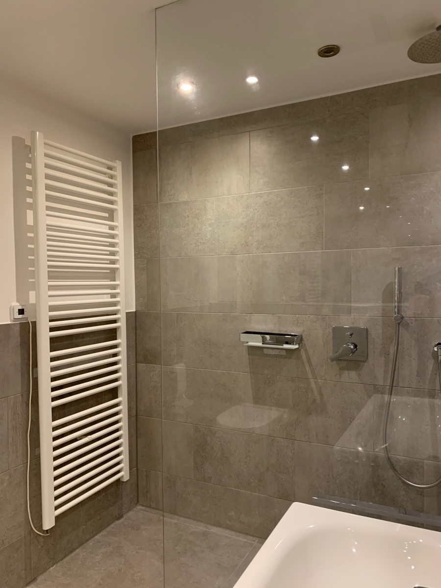 Ansicht Bad Etagenwohnung K�ln