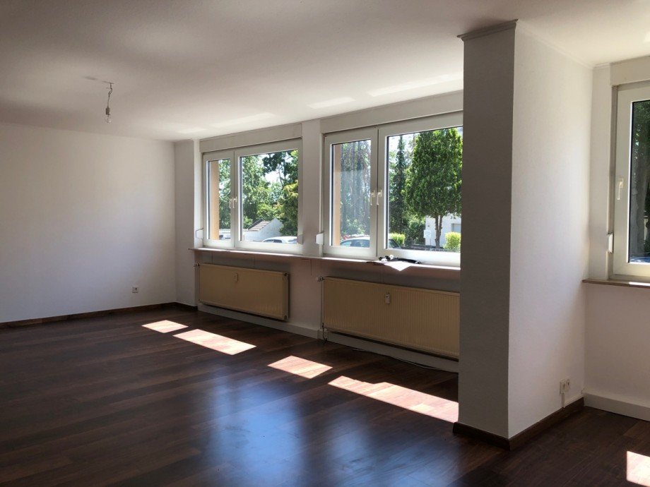 Wohnzimmer Wohnung Erdgeschoss Mehrfamilienhaus Sankt Augustin
