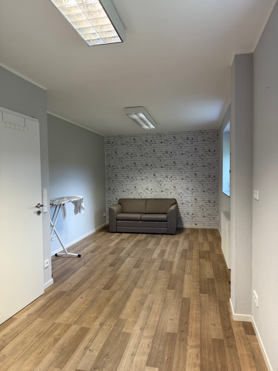 heller Raum im UG Einfamilienhaus Hennef