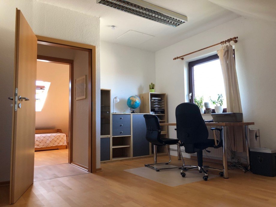 gro�es Kinderzimmer 2 im Dachgeschoss Reihenhaus Sankt Augustin