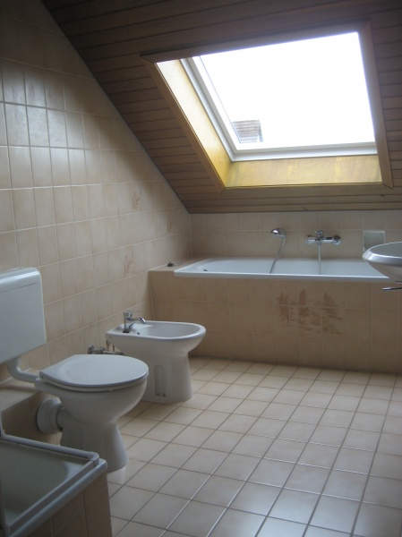 Ansciht Bad Dachgeschosswohnung K�nigswinter
