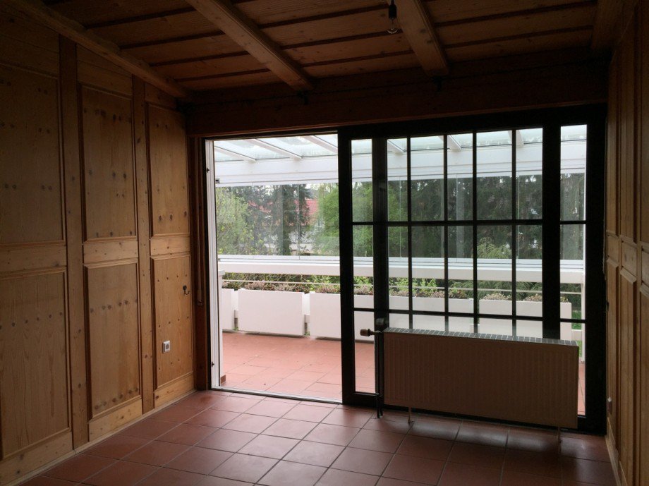 Zugang zum Balkon vom Esszimmer (DG-Whg.) Mehrfamilienhaus Sankt Augustin