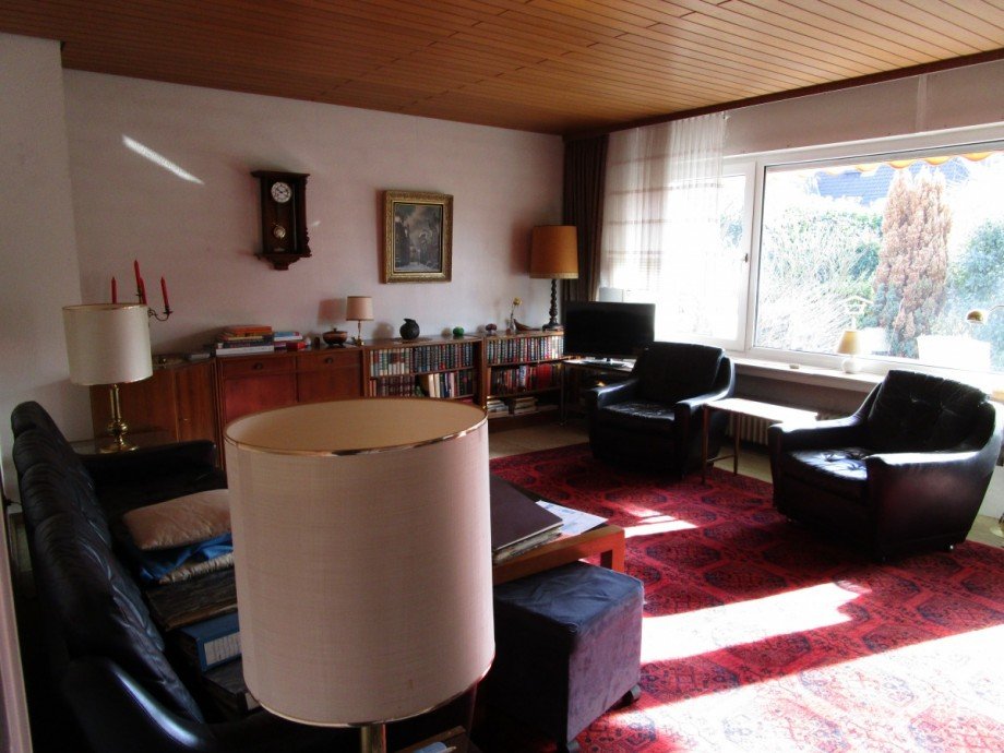 Blick vom Flur ins Wohnzimmer Einfamilienhaus Sankt Augustin