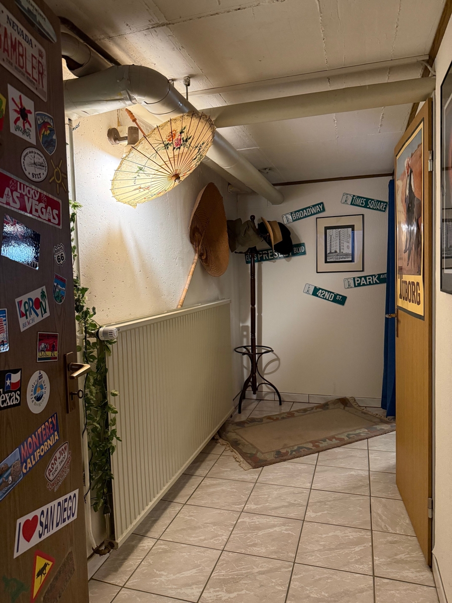 Flur im UG Bungalow Sankt Augustin