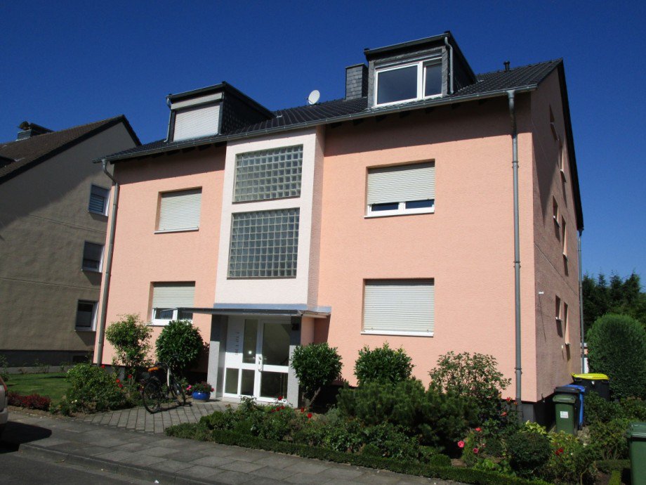 Hausansicht Erdgeschosswohnung Bonn / P�tzchen