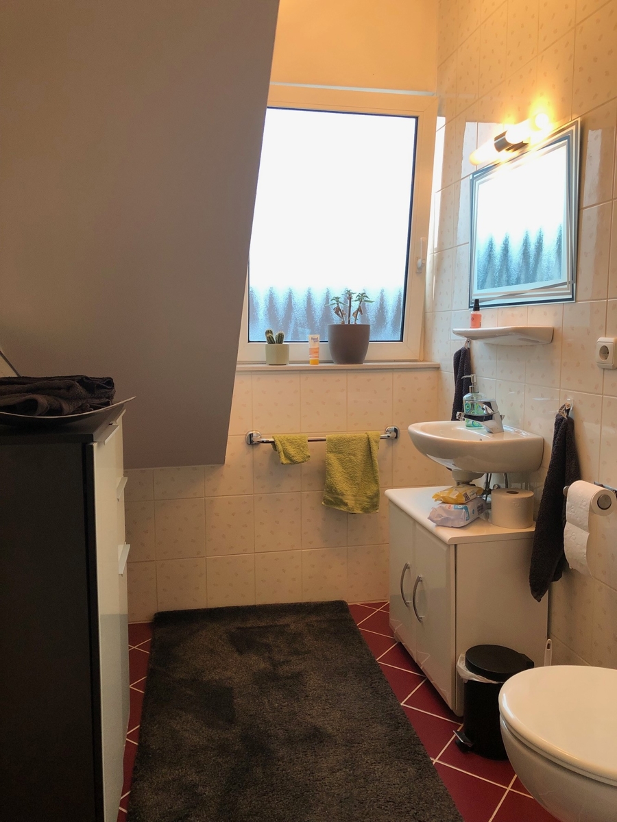 Ansicht G�ste-WC Etagenwohnung Bonn
