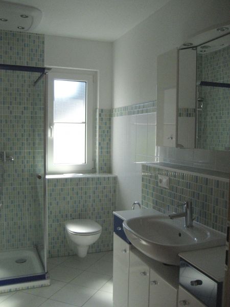 Badezimmer 1 Ansicht 1 Einfamilienhaus Wolperath