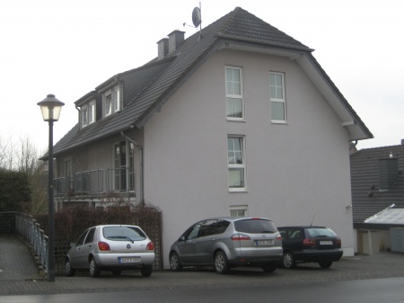 Objektansicht Hennef Etagenwohnung VERKAUFT - HENNEF, gepflegte 3 Zimmer Maisonettewohnung, Balkon, ca. 94 m� Wfl.