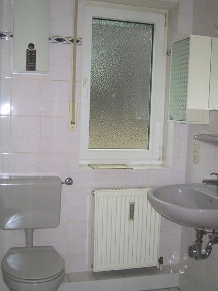 Ansicht Dusche-WC Etagenwohnung Sankt Augustin