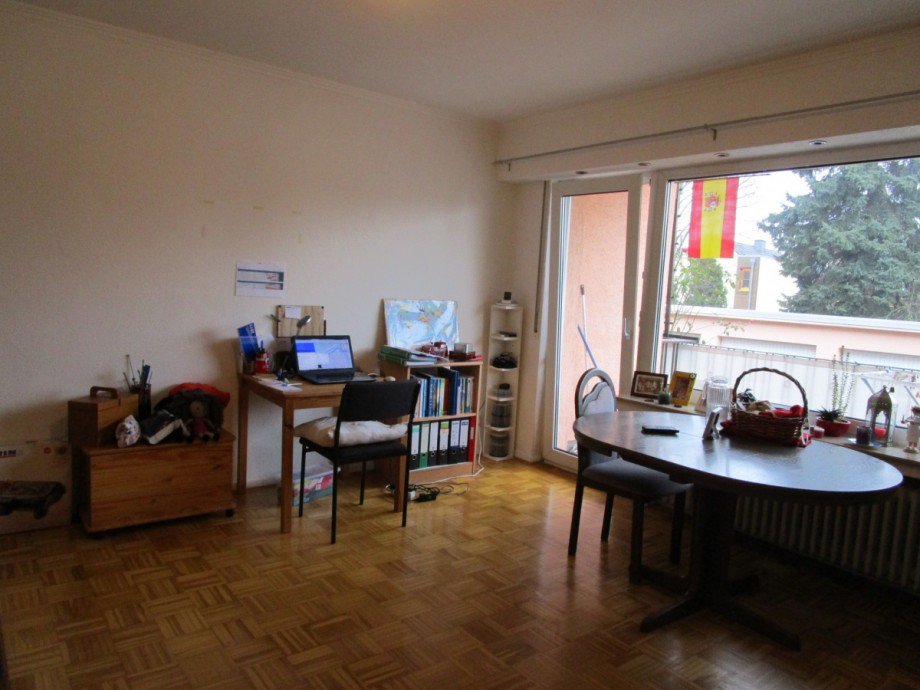 Wohnzimmer Erdgeschosswohnung Bonn / P�tzchen