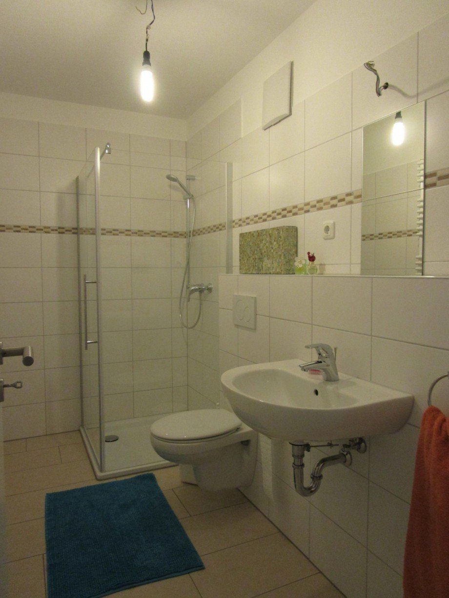 Badezimmer UG Doppelhaush�lfte K�nigswinter / Thomasberg