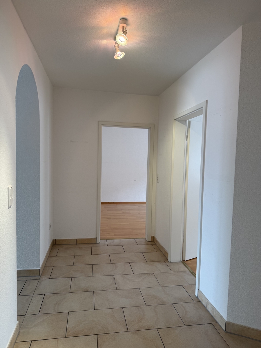 - Etagenwohnung Bonn