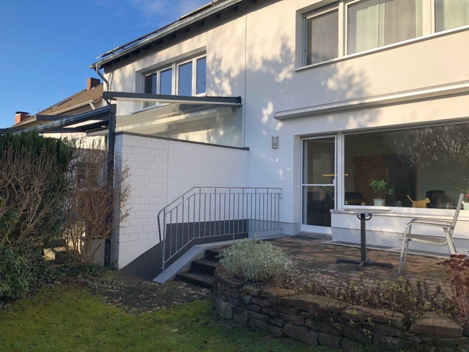 R�ckansicht mit Terrasse Doppelhaush�lfte Sankt Augustin