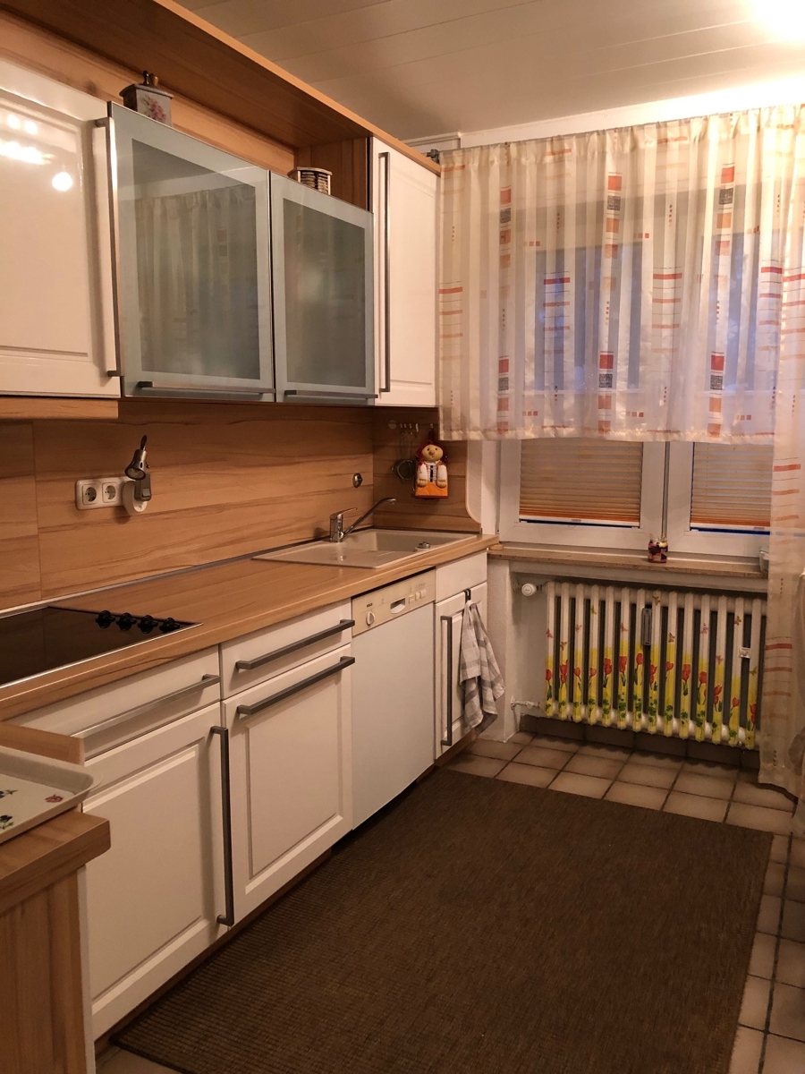 K�che mit Einbauk�che Etagenwohnung Sankt Augustin