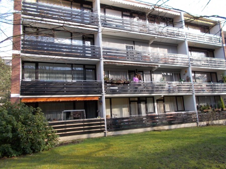 R�ckansicht Sankt Augustin Etagenwohnung SANKT AUGUSTIN sch�ne 2 Zimmer- ETW. ca. 62 m� Wfl. mit Balkon, Keller in zentraler ruhiger Lage