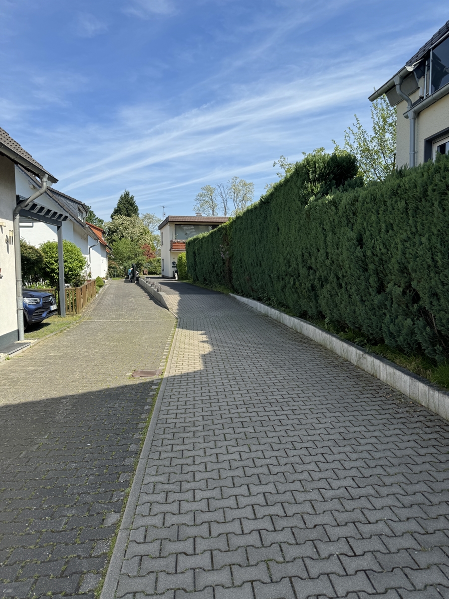 Umgebung Zweifamilienhaus R�srath