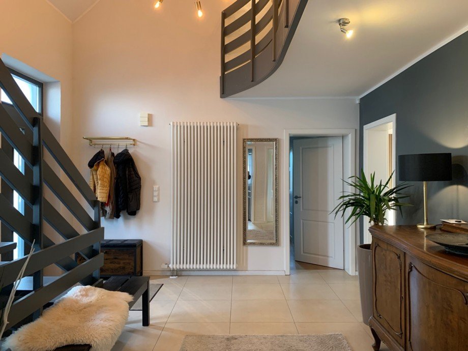 Ansicht Eingangsdiele mit Treppenhaus Einfamilienhaus Sankt Augustin
