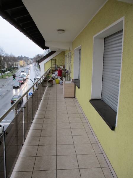 Balkon (zur Stra�e) Etagenwohnung Sankt Augustin