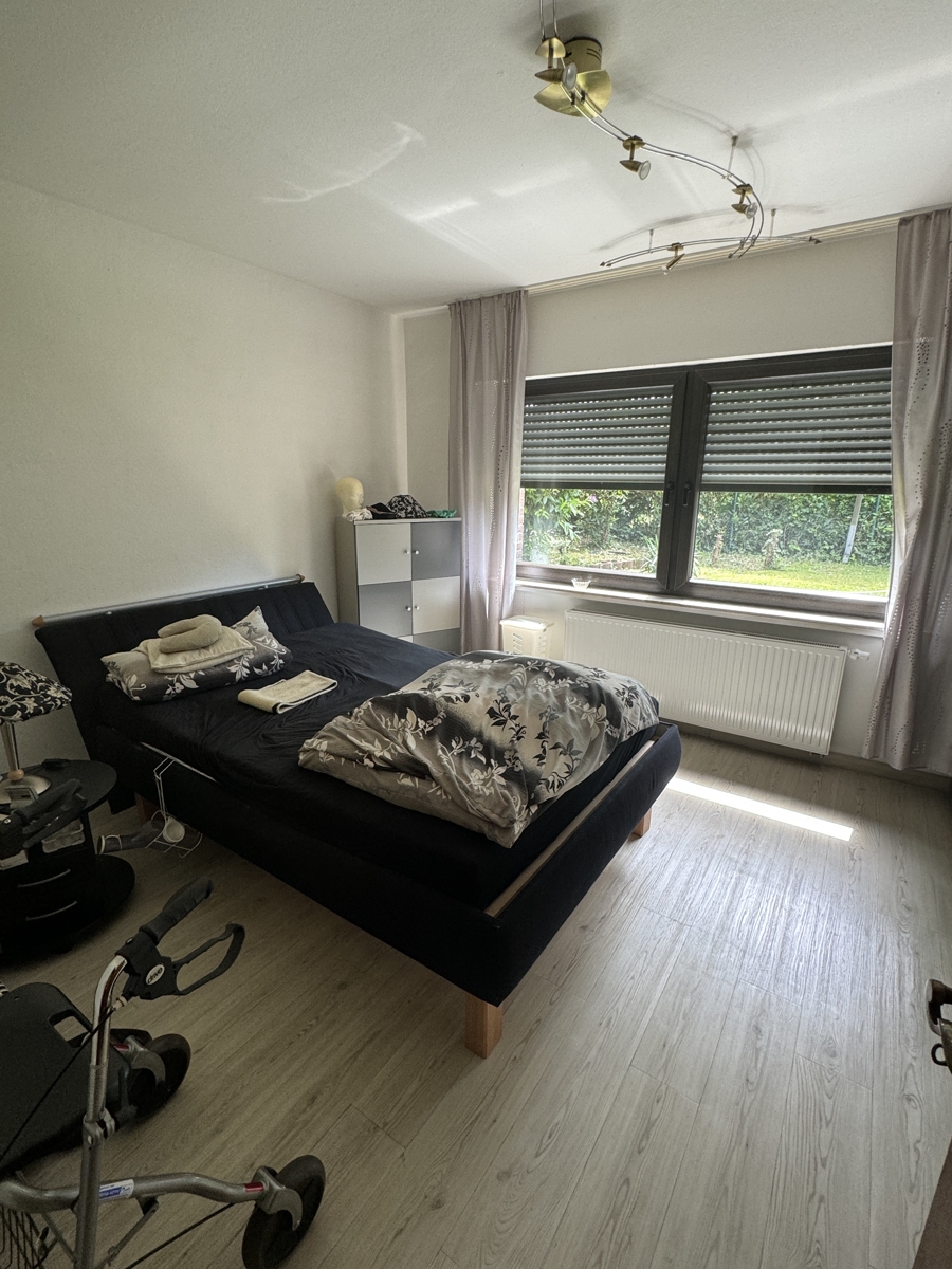 Schlafzimmer EG Zweifamilienhaus R�srath