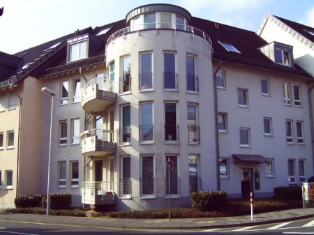 Hausansicht 2 Etagenwohnung Siegburg
